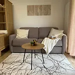 Capobnb 2min Zum See, Nahe Interlaken, Garten * Spiez