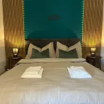 Capobnb 2min Zum See, Nahe Interlaken, Garten * Spiez