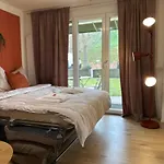Capobnb 2min Zum See, Nahe Interlaken, Garten * Spiez