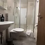 Capobnb 2min Zum See, Nahe Interlaken, Garten