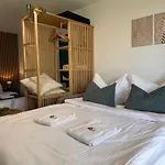 Capobnb 2min Zum See, Nahe Interlaken, Garten Apartman