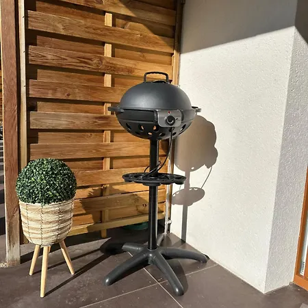 Capobnb Thuner See, Nahe Interlaken, Wlan Appartement