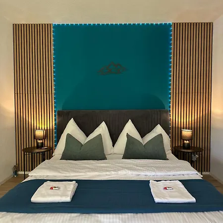 Capobnb 2min Zum See, Nahe Interlaken, Garten Spiez