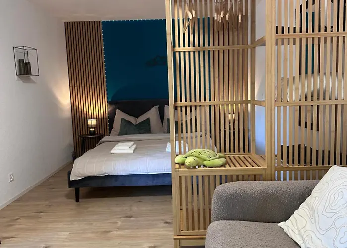 Capobnb 2min Zum See, Nahe Interlaken, Garten Spiez