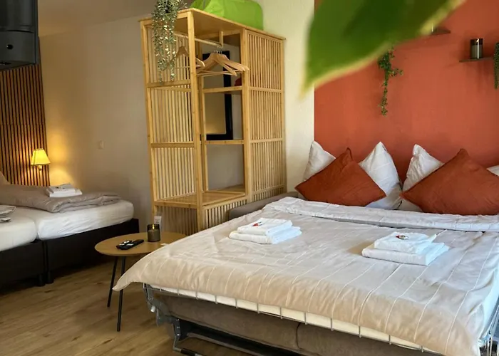 Capobnb 2min Zum See, Nahe Interlaken, Garten דירה *