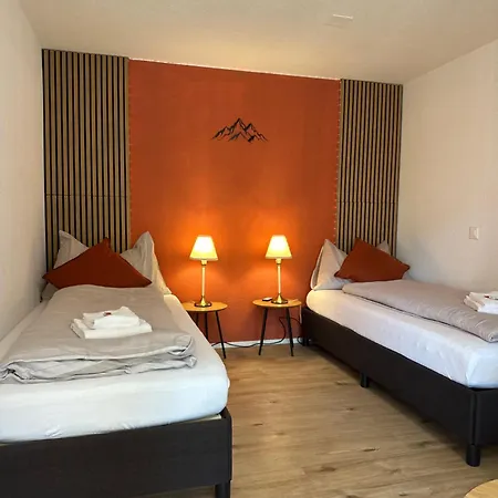 Capobnb 2min Zum See, Nahe Interlaken, Garten Apartman Spiez