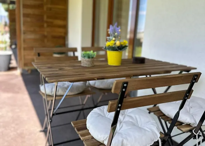 Capobnb 2min Zum See, Nahe Interlaken, Garten Apartman Spiez