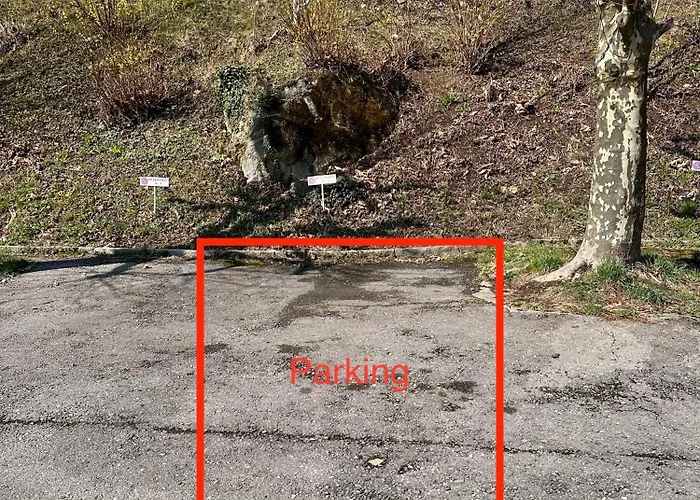 Capobnb 2min Zum See, Nahe Interlaken, Garten Apartman *