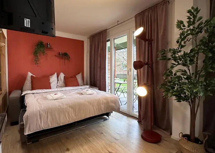 Capobnb 2min Zum See, Nahe Interlaken, Garten