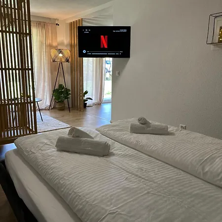 Stilvoll, Am Thuner See, Naehe Interlaken, Familienfreundlich Mit Garten, Wifi シュピーツ
