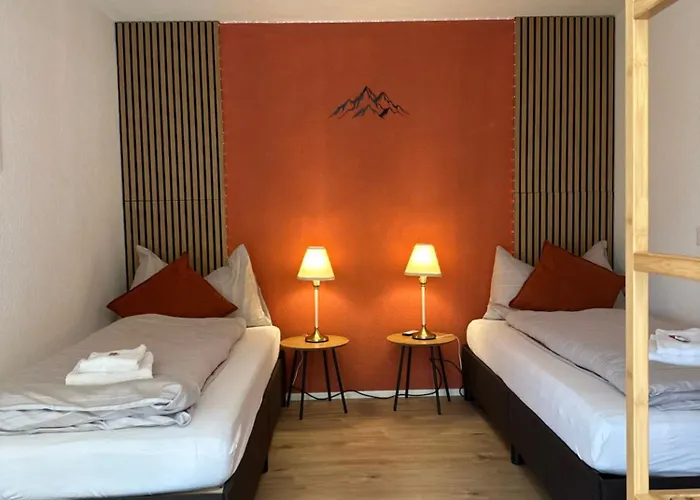 Capobnb 2min Zum See, Nahe Interlaken, Garten * Spiez